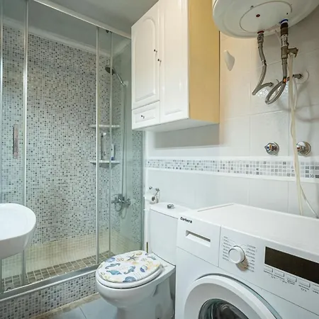 My Favorite Apartment *